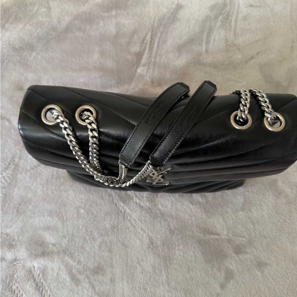 Yves Saint Laurent Quilted Black Shoulder Bag - Picture 6 of 7